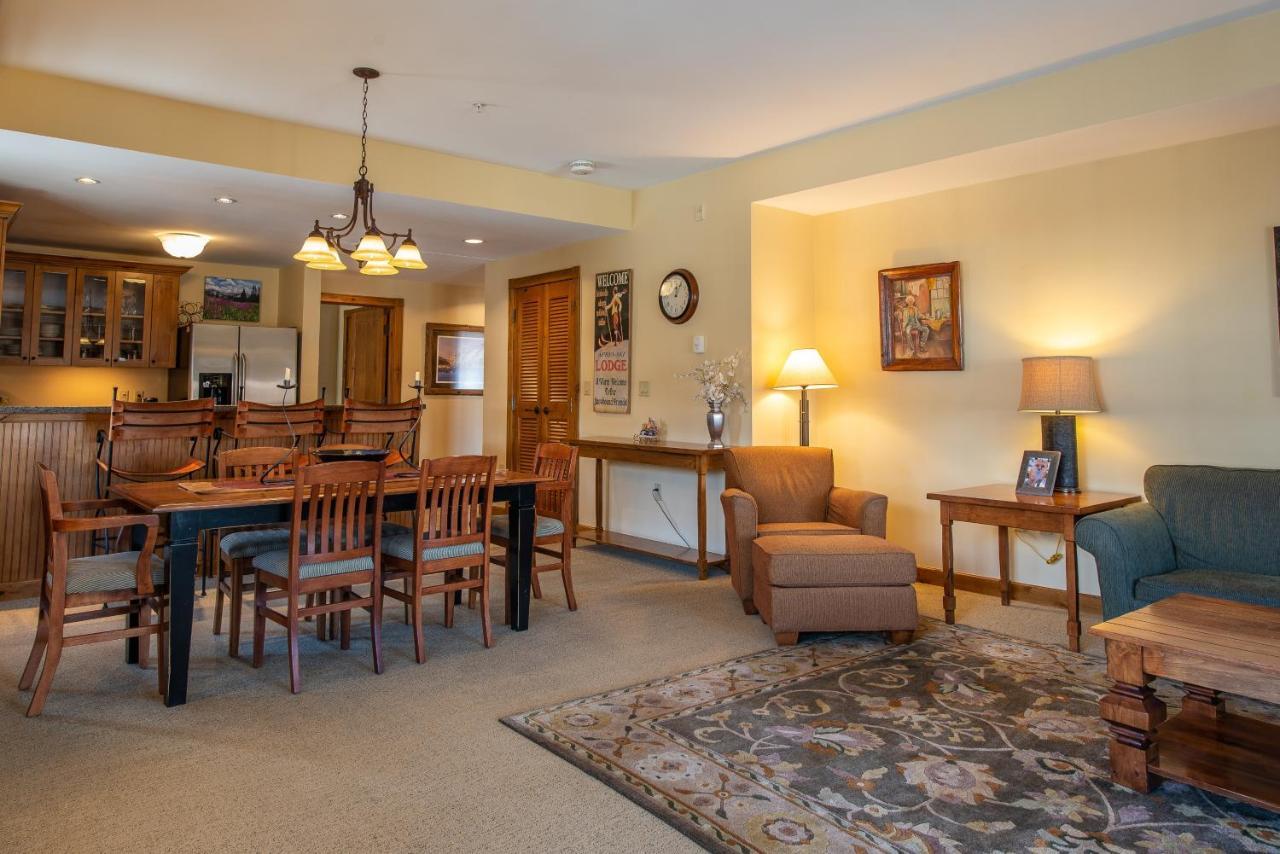 Two Bedroom Condo With Balcony Over Mountaineer Square - Just Steps From The Slopes! Condo Crested Butte Kültér fotó