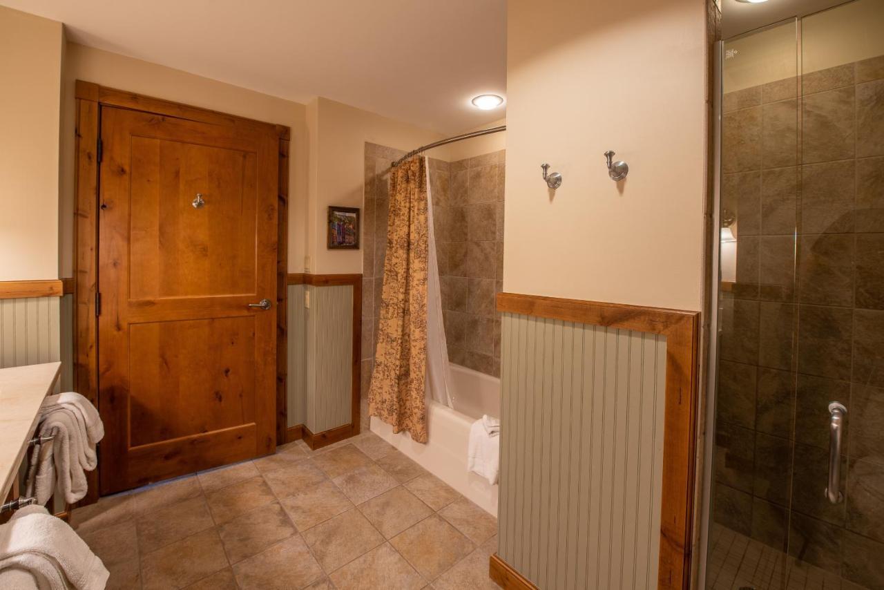 Two Bedroom Condo With Balcony Over Mountaineer Square - Just Steps From The Slopes! Condo Crested Butte Kültér fotó