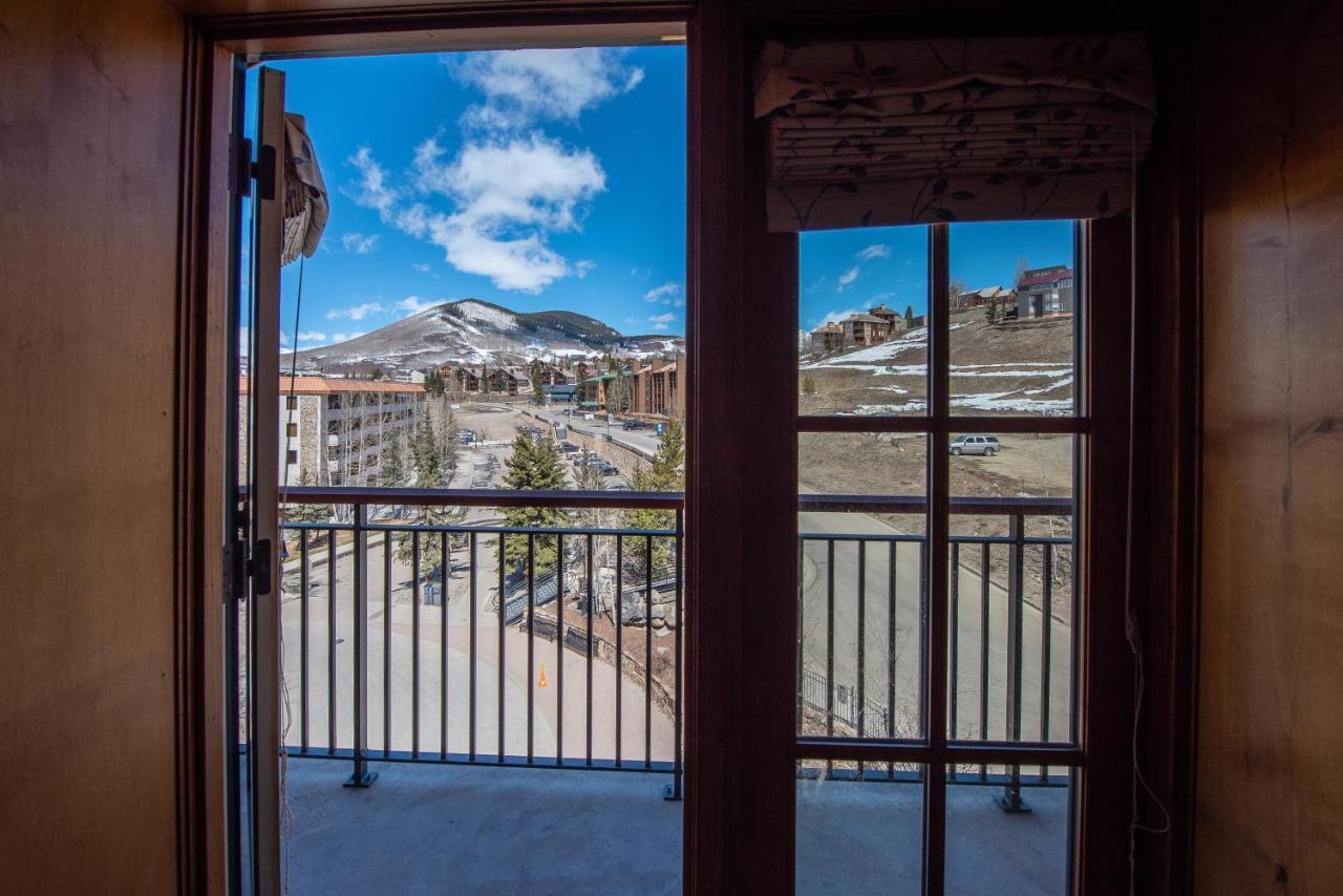 Two Bedroom Condo With Balcony Over Mountaineer Square - Just Steps From The Slopes! Condo Crested Butte Kültér fotó
