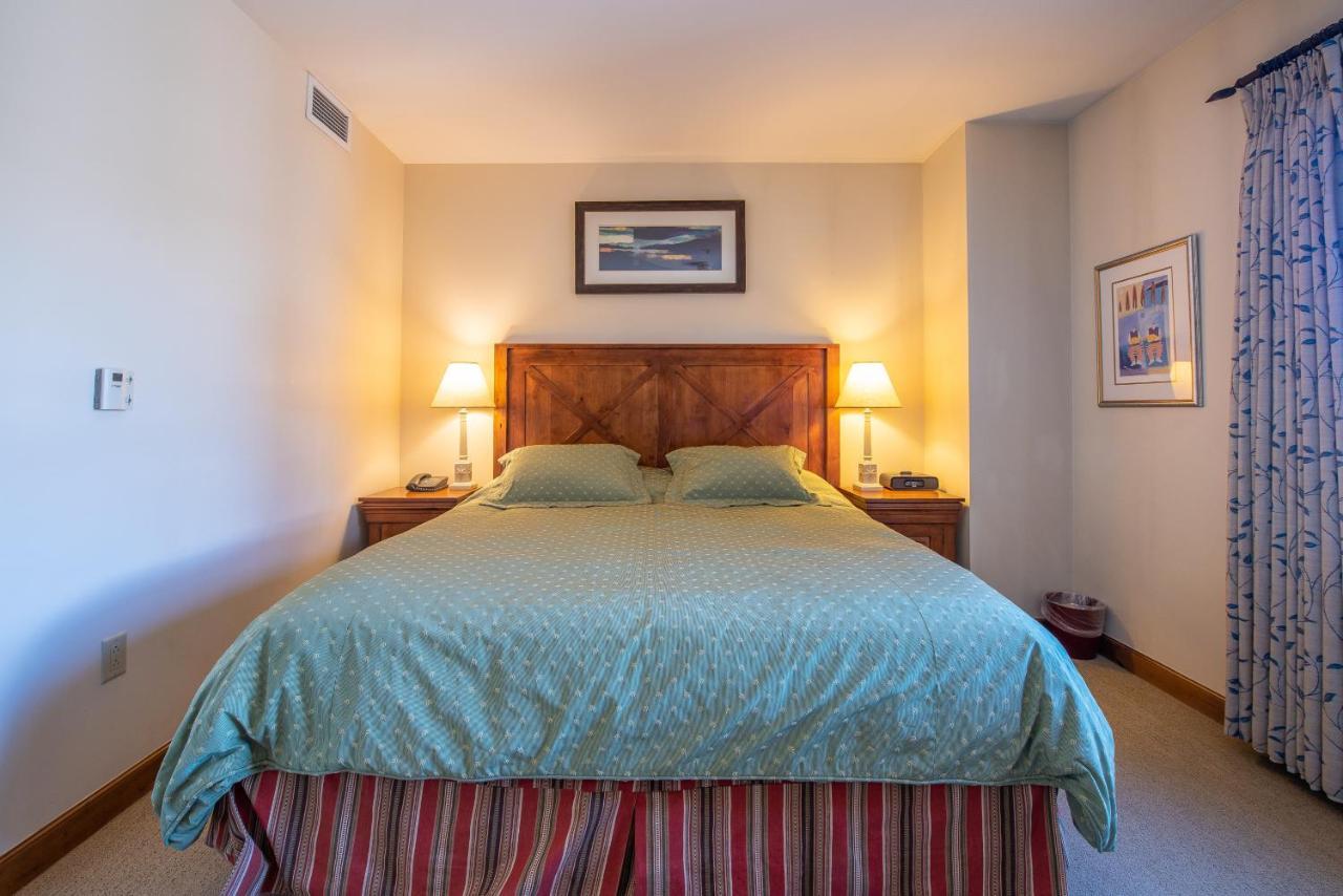 Two Bedroom Condo With Balcony Over Mountaineer Square - Just Steps From The Slopes! Condo Crested Butte Kültér fotó